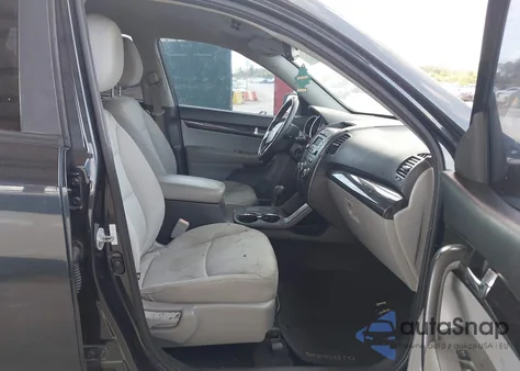 2012 Kia Sorento Lx z USA, uszkodzony, nr VIN 5XYKT4A60CG280432